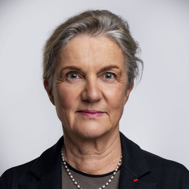 Madame Nathalie Delapalme